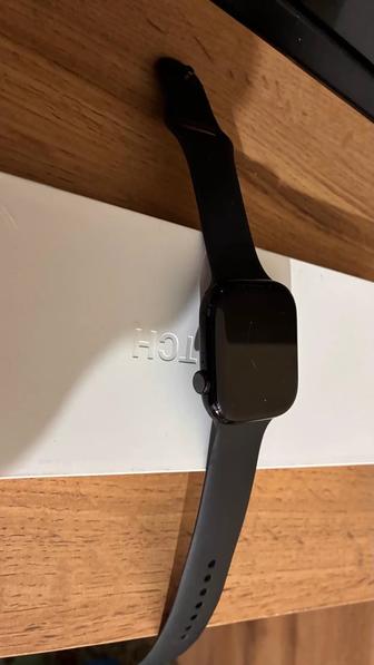 Продам Apple Watch 11