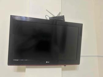 Продам телевизор с антенной и приставкой Отау ТВ