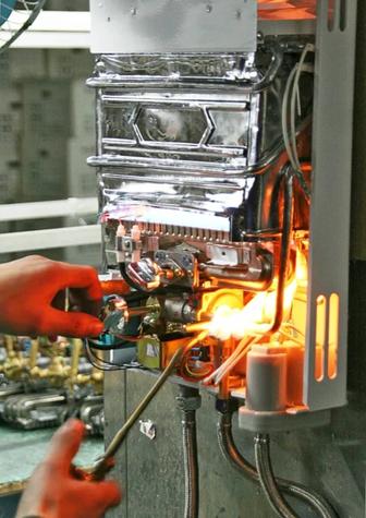 Ремонт установка газовых колонок.аристоно и сантехника