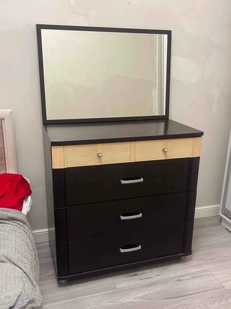 Тумба с зеркалом