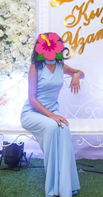 Продам платья, комбинезон