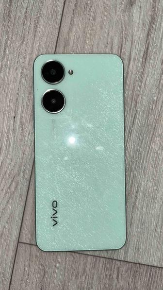 Сотка Vivo YO3