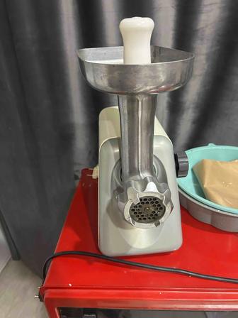 Продам мясорубку