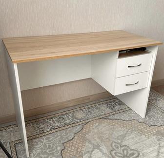 Продам письменный стол