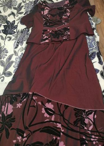 Женский костюм тройка в отличном состоянии