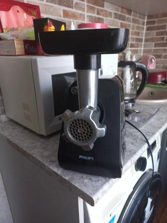 Продам мясорубку электрическую