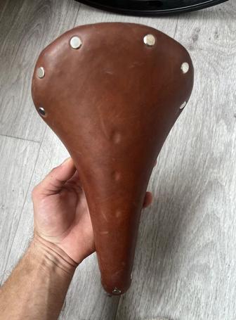 Продам сидушку brooks