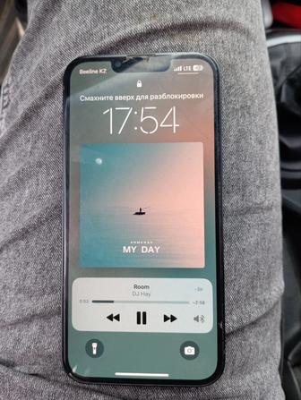 iPhone 13