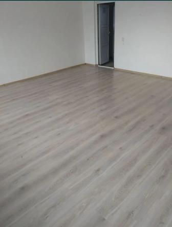 Укладка ламината и постил линолеум