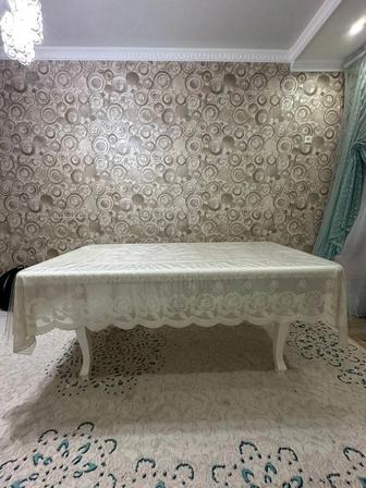 Кухонный стол со стульями