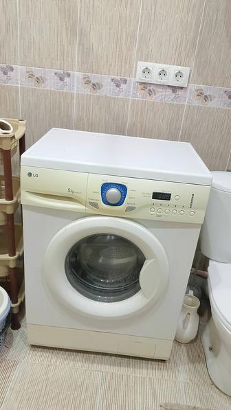 Продам стиральную машину
