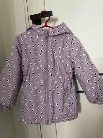 Демисезонная куртка на девочку 98 см