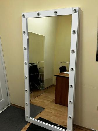 Зеркало с подсветкой 190 на 90см