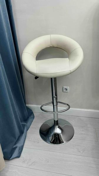 Барные стулья