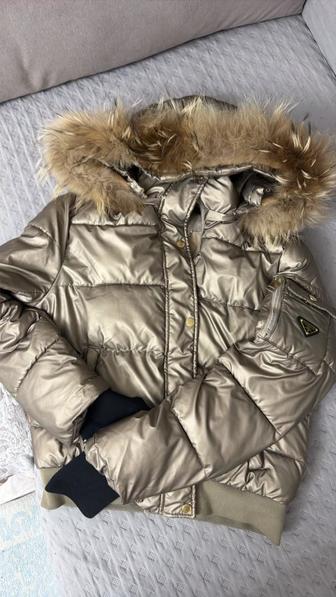 Продам куртку
