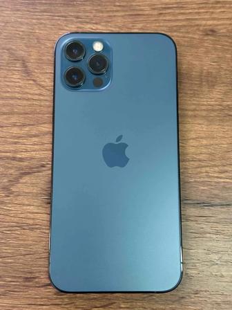 Продам iPhone 12 Pro на 256 Гб