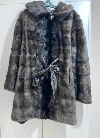 Продам норковую шубу