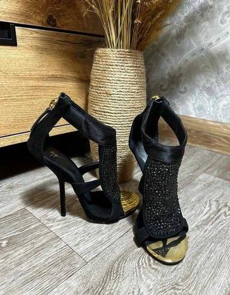 Босоножки Giuseppe Zanotti