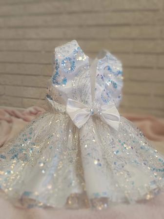 Продам детское платье на год