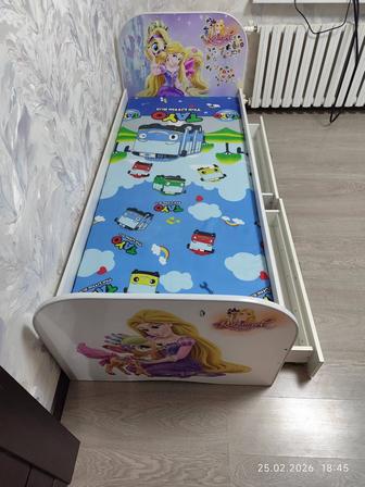 Кровать детская