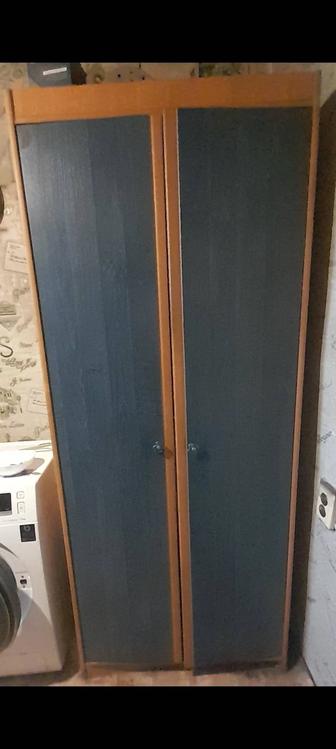 Продам шкаф срочно