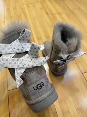 UGG для девочки