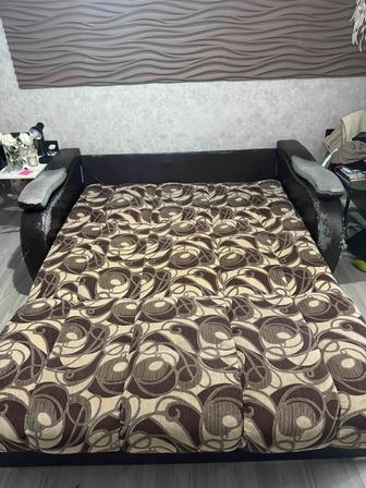 Отдам даром диван