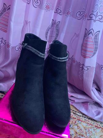 Женские ботинки зимние