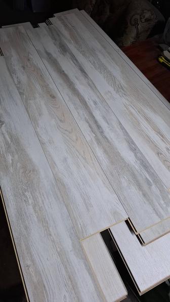 Укладка Ламината Установка плинтусов