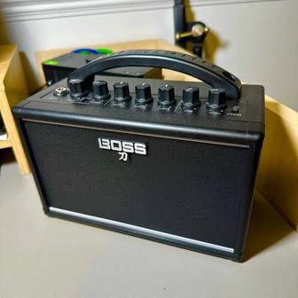 Гитарный комбо усилитель Boss Katana mini