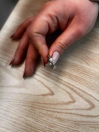 Женское кольцо золото