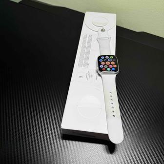 Apple Watch 8 45 mm Silver