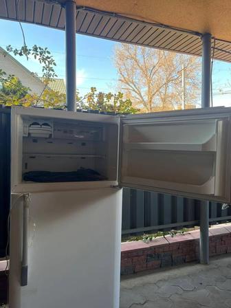 Продам холодильник бу. Самовывоз.