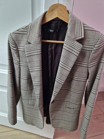 Продам вещи в хорошем состоянии