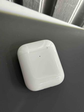 Apple AirPods 2nd generation