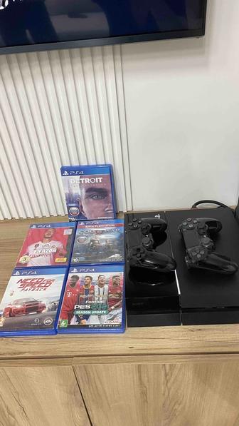 Продам PS4