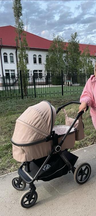 Продается коляска трансформер