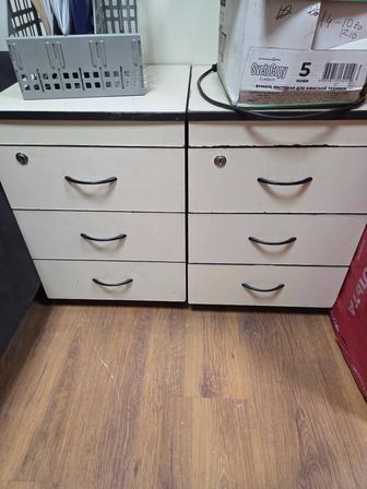 Тумбочка 2 штуки бу