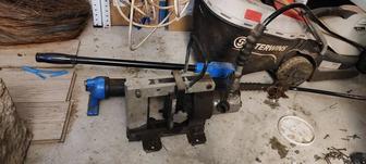 Ручной гидравлический шиногиб