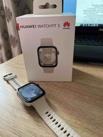 Продаю смартчасы Huawei Watch  3