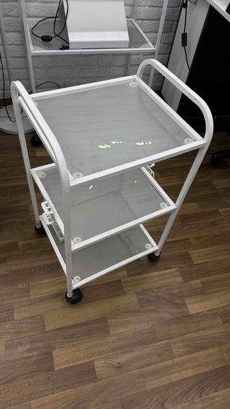 Помощник для мастера бьюти сферы