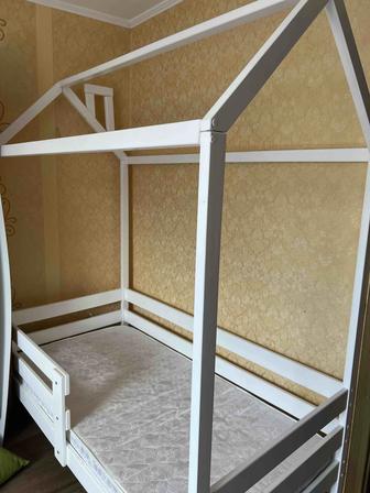 Продам детскую кровать