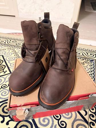 Продажа обувь и комбинезон