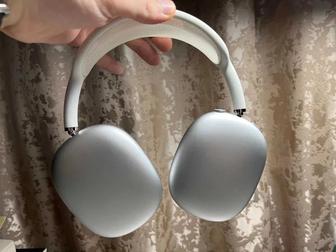 Наушники AirPods Max первого поколения