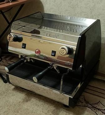 Профессиональная Кофемашина La Pavoni