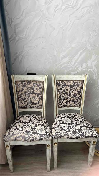 Стулья для гостиной и кухни