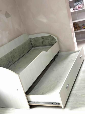 Выдвижная детская кровать 170 см