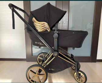 Cybex Priam golden wings by Jeremy Scott