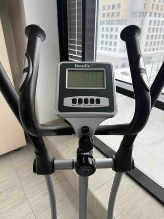 Эллиптический тренажер, кардиотренажер