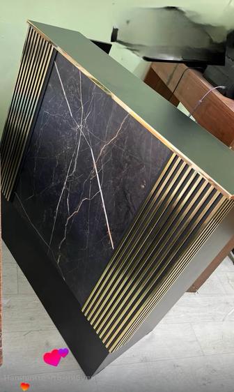 Ресепшн стол